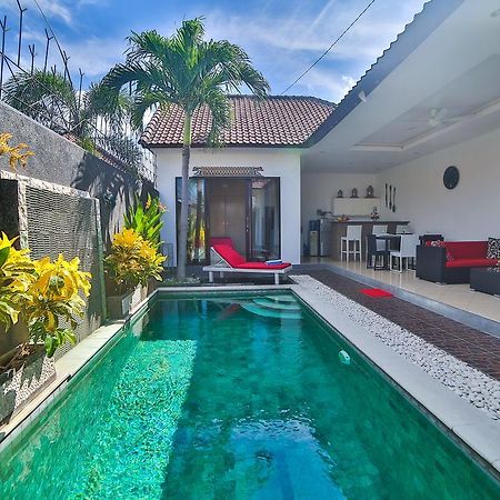 Bali Cinta Villa Seminyak Exterior foto