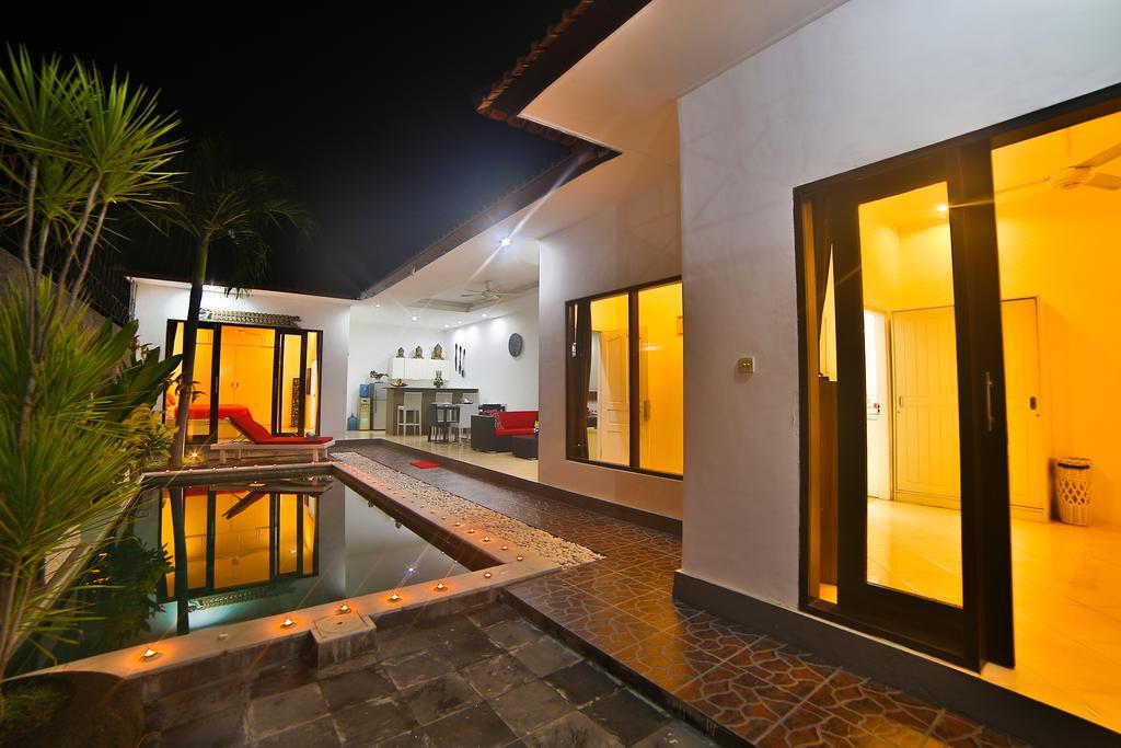 Bali Cinta Villa Seminyak Exterior foto